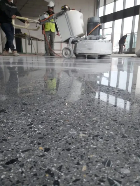 Endüstriyel Beton Zemin Silim ve Tozumasız Yüzey Hazırlığı Uygulaması - Görkem Trafik