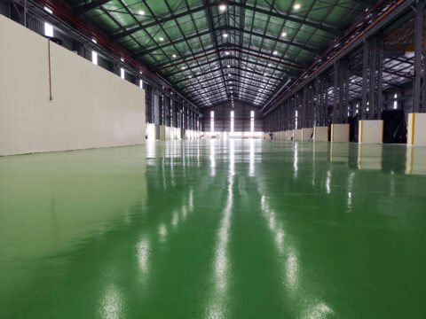 Dayanıklı ve Pürüzsüz Epoksi Self Leveling Zemin Uygulaması Görkem Trafik