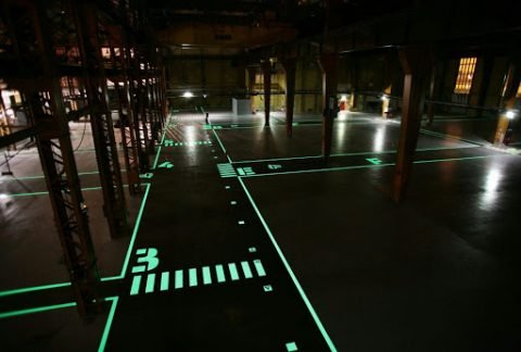 Fabrika Yol Çizgi Fosforlu Boya Uygulaması - 1. Sınıf İSG İşaretlemeleri