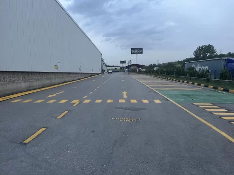 Profesyonel Fabrika ve Dış Saha Çizgisi Uygulaması TSE Standartları - Görkem Trafik